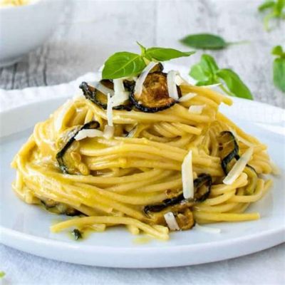  Spaghetti alla Nerano! Savor the Creamy Embrace of Zucchini and Provolone Cheese