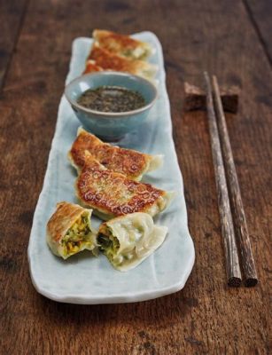  Tofu-Gebakken Gyoza: Hoe Kan Je Een Vegetarische Variant Van Deze Japanse Klassieke Voorbereiden Met De Charmante Quanzhouse Twist?